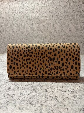 Universal Thread Leopard Print Tri-Fold Wallet – Cheetah Dalmatian Flap Clutch